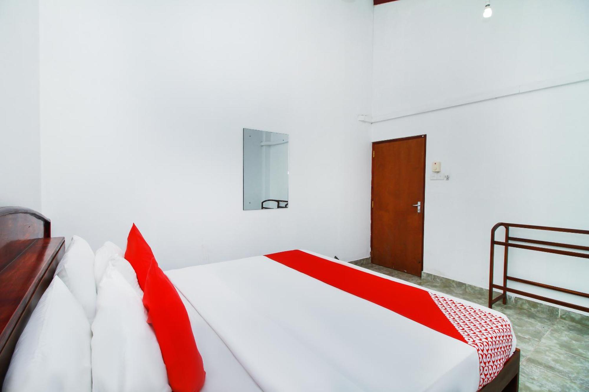 Airport Green View Resort Andiambalama ภายนอก รูปภาพ