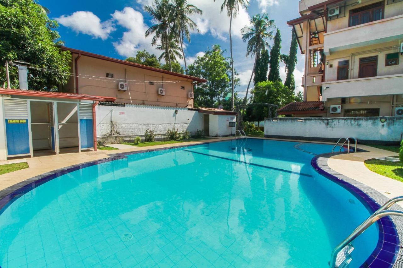Airport Green View Resort Andiambalama ภายนอก รูปภาพ