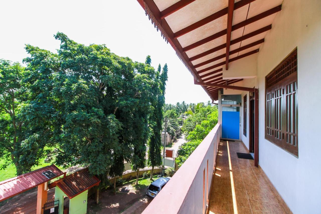 Airport Green View Resort Andiambalama ภายนอก รูปภาพ